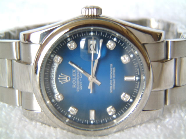 Réplique Replique Rolex Datejusts Oyster Day date White Blue Dial Diamonds Hour Markers RX4021 Watches