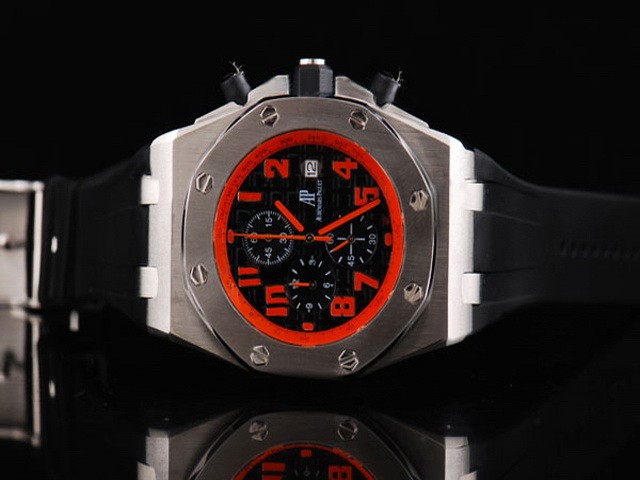 Audemars Piguet Black Dial-Red Numeral Marker and Black Rubber Strap Montre