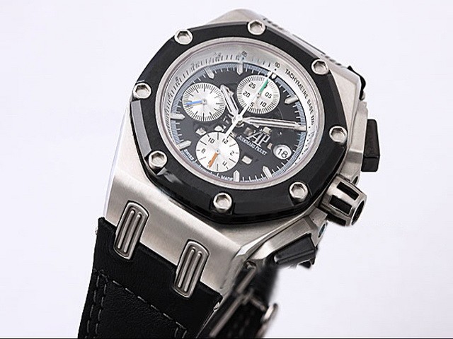 Audemars Piguet PVD Bezel with Black Dial and Leather Strap Montre
