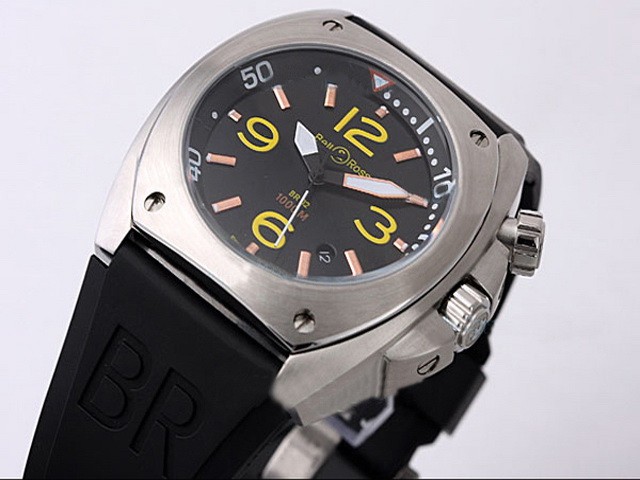 Bell&Ross Sliver Case with Black Dial and Yellow Marking Montre Bell&Ross Sliver Case with Black Dial and Yellow Marking Montre