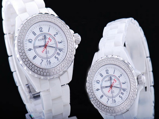 Chanel White with Diamond Bezel Montre
