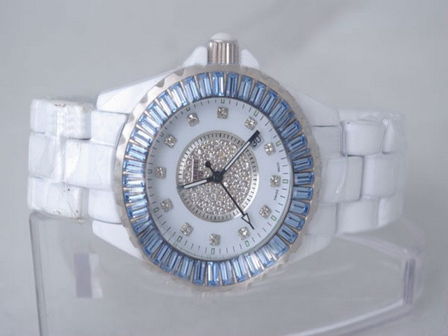 Chanel Diamond Dial and Blue Diamond Bezel-Diamond Marking Montre