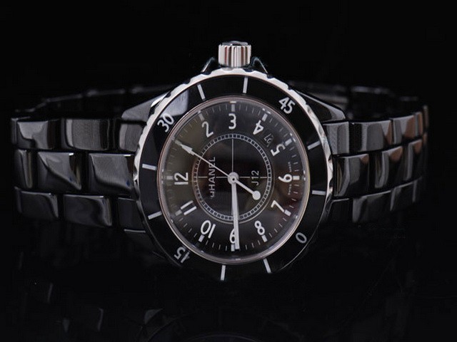 Chanel Black Montre