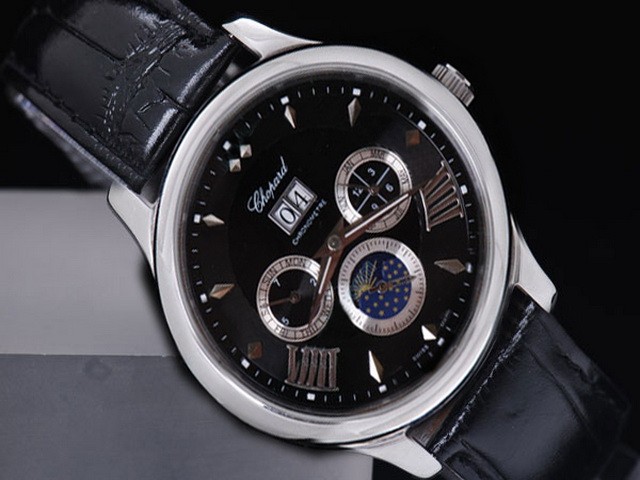 Chopard Black Dial with White Bezel Montre
