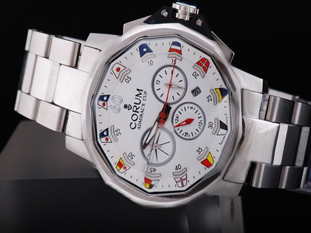 Corum Challenge Chrono Working Chronograph with White Dial Montre Corum Challenge Chrono Working Chronograph with White Dial Montre