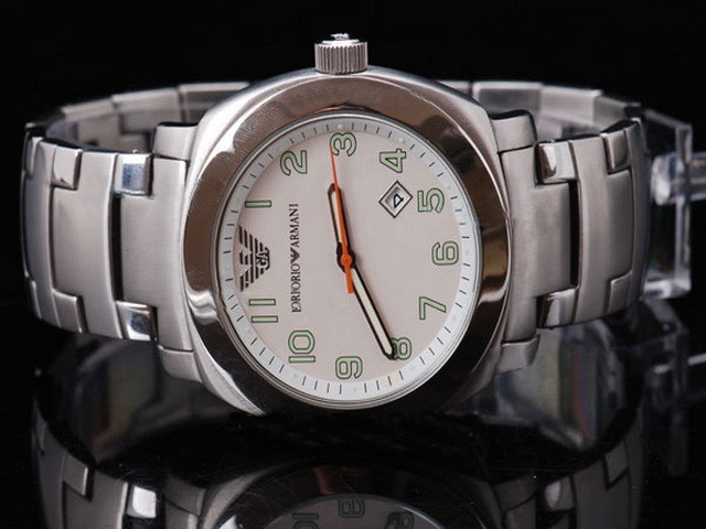 Emporio Armani White Dial-Green Marking and White Bezel-Stainless Steel Strap Montre Emporio Armani White Dial-Green Marking and White Bezel-Stainless Steel Strap Montre