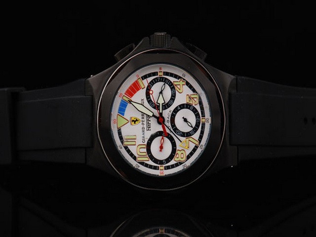 Ferrari PVD Case with White Dial and Green Numeral Marker-Black Rubber Strap Montre