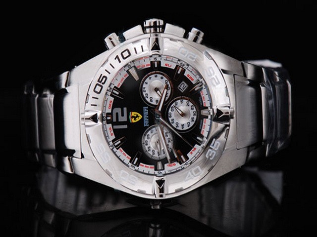Ferrari Black Dial and Ssband Strap Montre