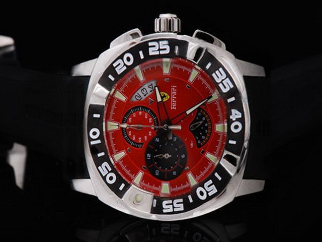 Ferrari Black Graduated Bezel and Red Dial-Small Calendar and Rubber Strap Montre