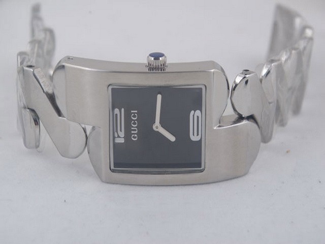 Gucci Black Dial and White Marking-Lady Model Montre