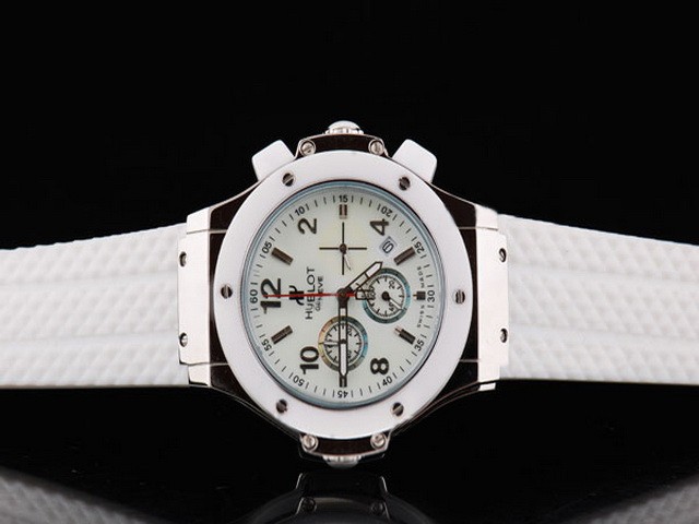 Hublot White Bezel with White Dial and Silver Markers-White Rubber Strap Montre