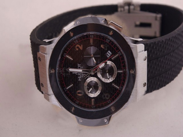 Hublot Black Bezel and Black Grid Dial Montre