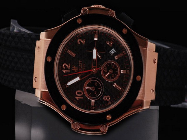 Hublot Rose Gold Case with Black Dial and Bezel Montre