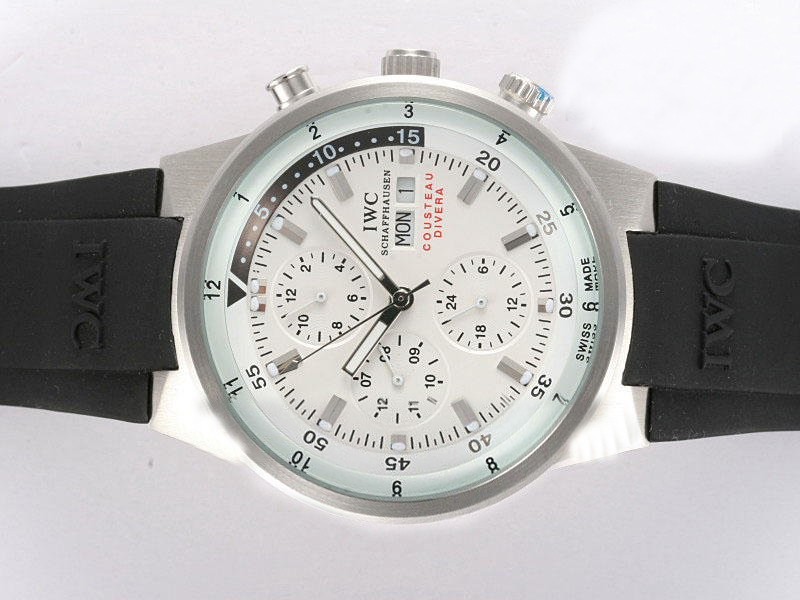 IWC Aquatimer White Dial with Rubber Strap Montre