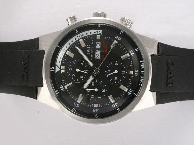 IWC Aquatimer Black Dial with Rubber Strap Montre