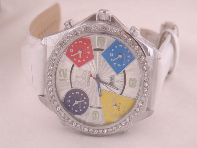 Jacob & Co Diamond Bezel with Chromatic Dial Montre