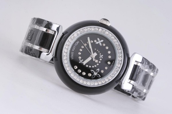 Louis Vuitton Tambour Black Ceramic Diamond Bezel with Black Dial Montre Louis Vuitton Tambour Black Ceramic Diamond Bezel with Black Dial Montre