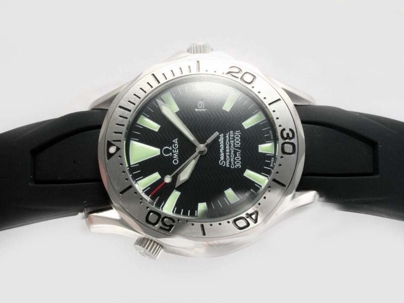 Omega Seamaster Black Dial －Rubber Strap Montre