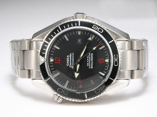 Omega Seamaster Black Dial and Bezel Montre