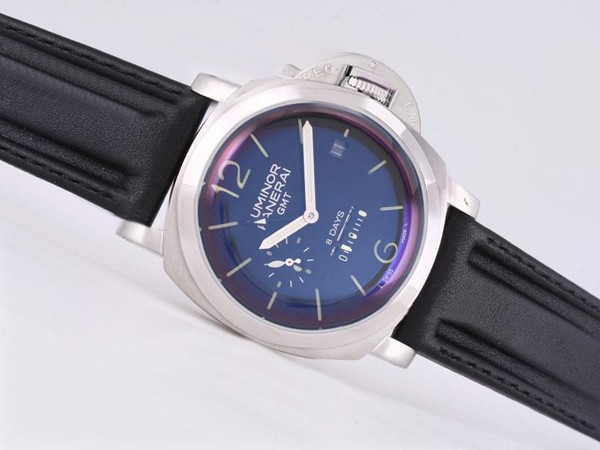 Panerai Luminor Black Dial-Working Power Reserve Montre