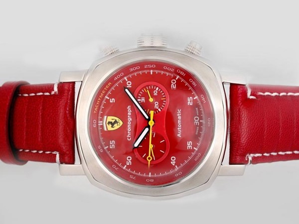 Panerai Ferrari Red Dial Montre