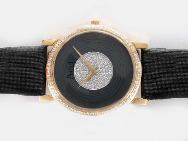 Piaget Altiplano Gold Case With Diamond Bezel Montre
