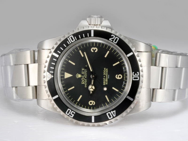 Rolex Submariner Black Dial And Bezel Vintage Edition Montre Rolex Submariner Black Dial And Bezel Vintage Edition Montre