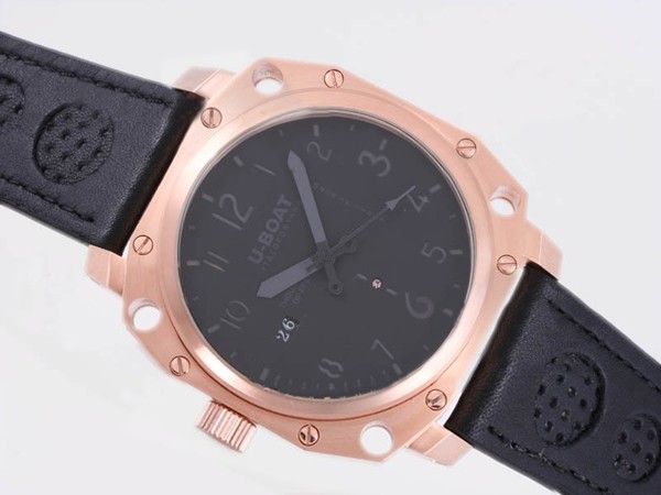 U-Boat Thousands of Feet Rose Gold Case With Black Dial-Gray Marking Montre