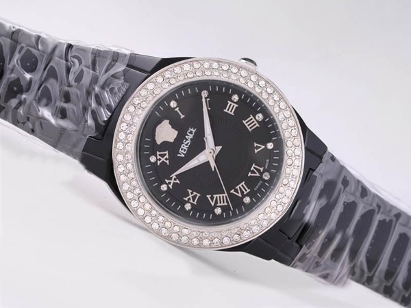 Versace Diamond Bezel with Black Dial-Roman Marking Montre
