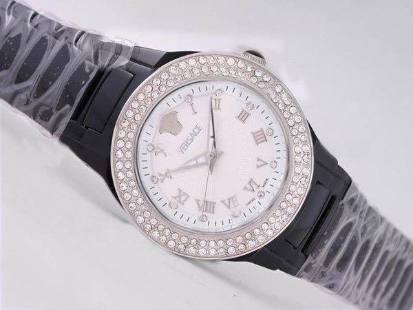 Versace Diamond Bezel with White Dial-Roman Marking Montre